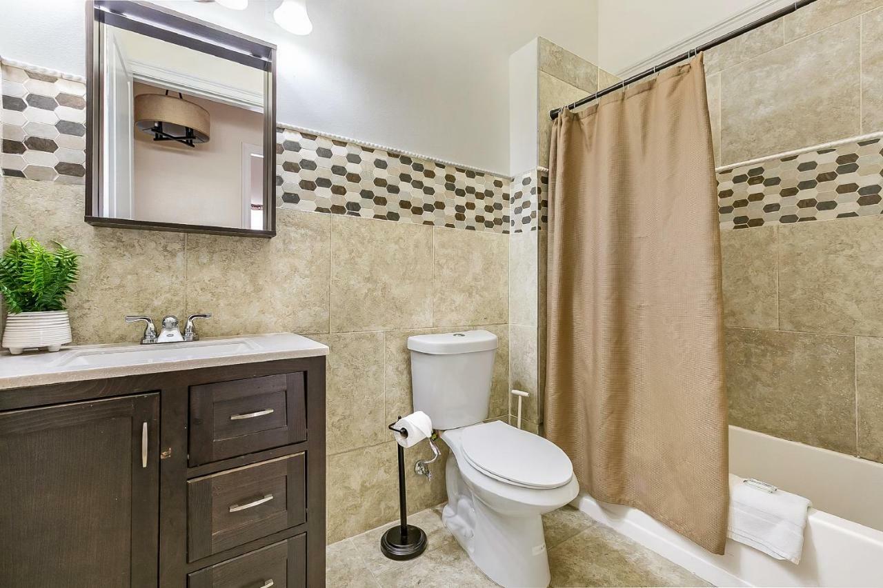 Spacious 4Br Condo On Carondelet Near All Hot Spo 新奥尔良 外观 照片
