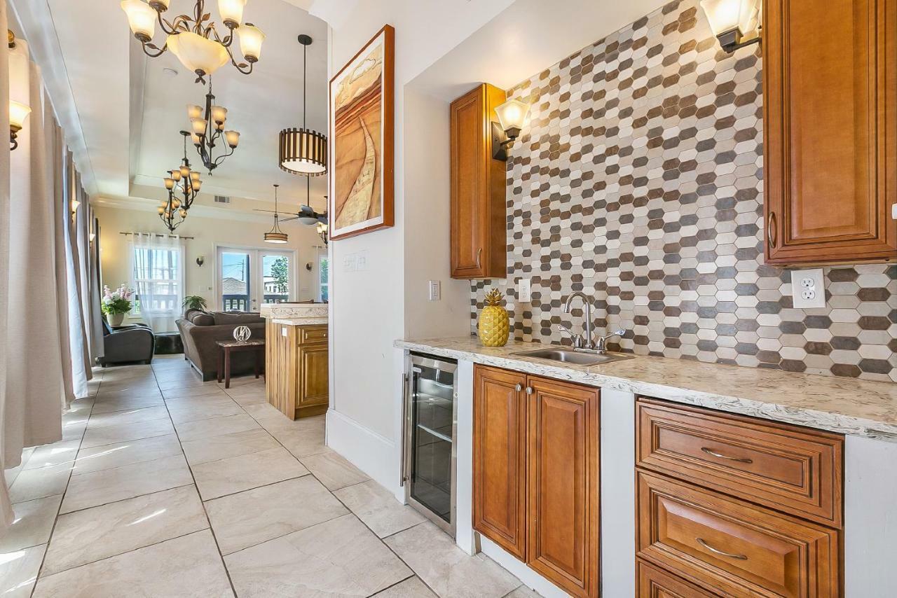 Spacious 4Br Condo On Carondelet Near All Hot Spo 新奥尔良 外观 照片